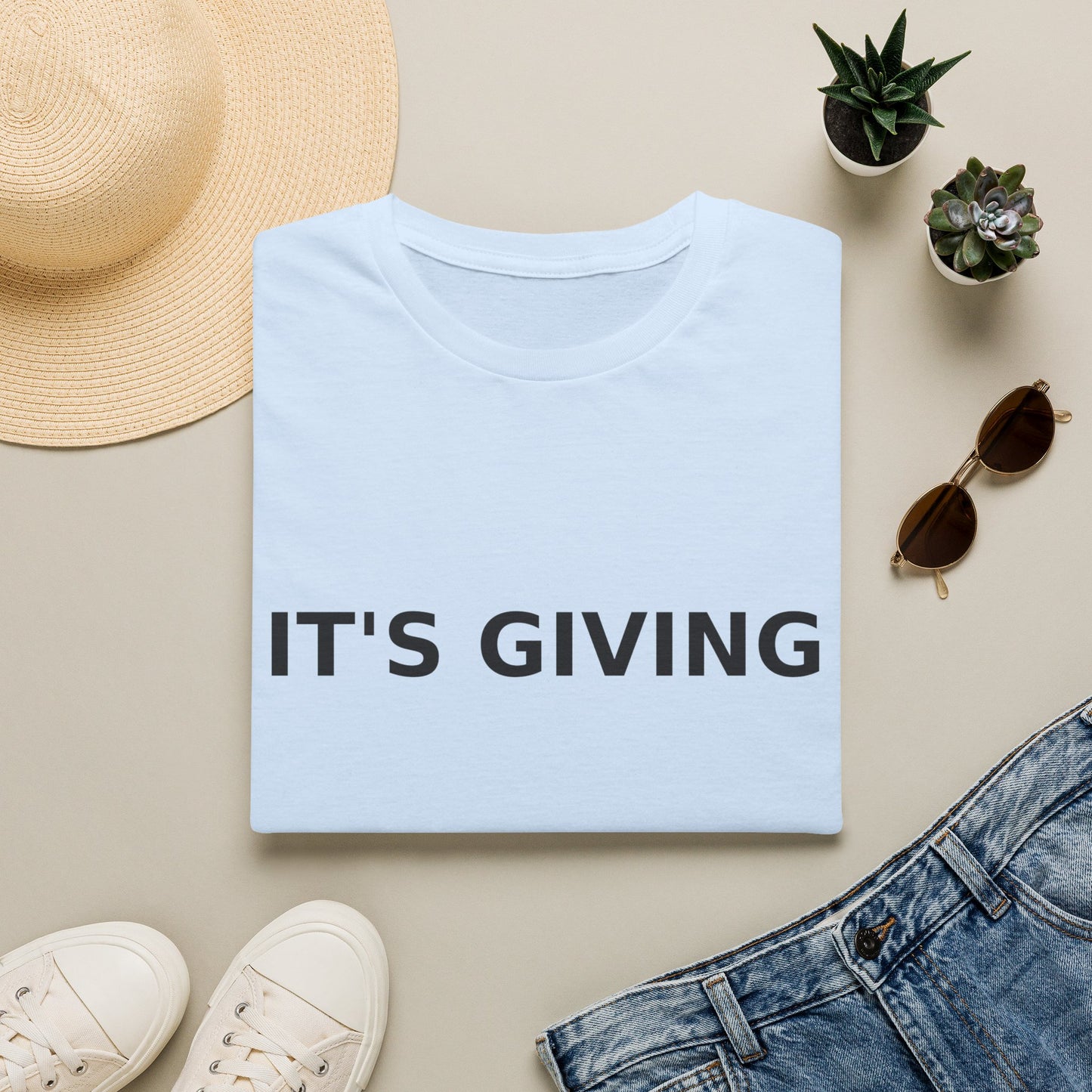 It's Giving T-Shirt
