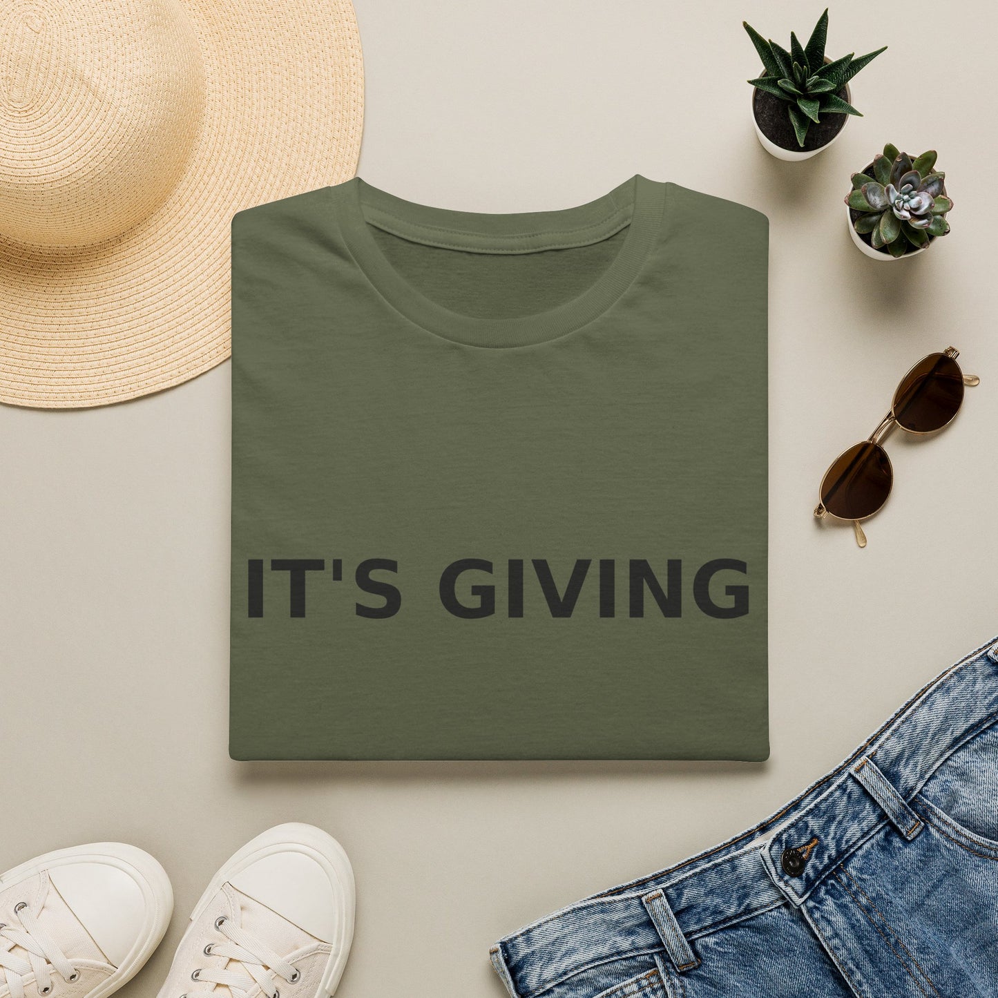 It's Giving T-Shirt